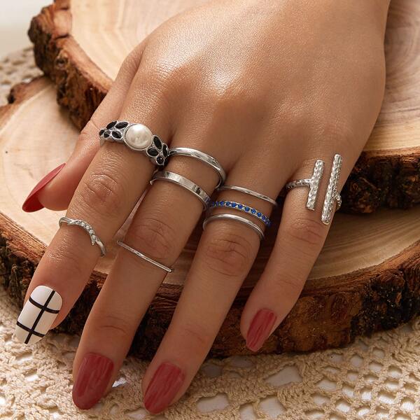 

Кольцо с искусственными жемчугами и стразами 7шт, Серебряные