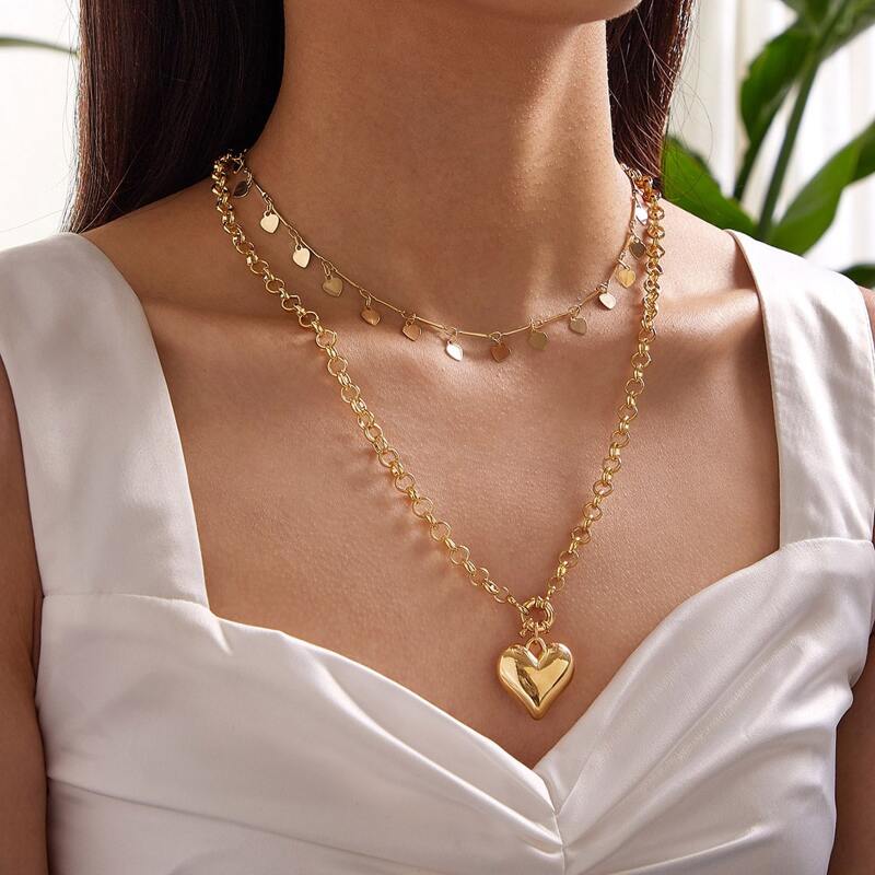 

1pc Heart Charm Layered Chain Necklace, Gold