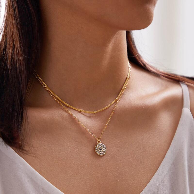 

1pc Rhinestone Engraved Layered Necklace, Gold