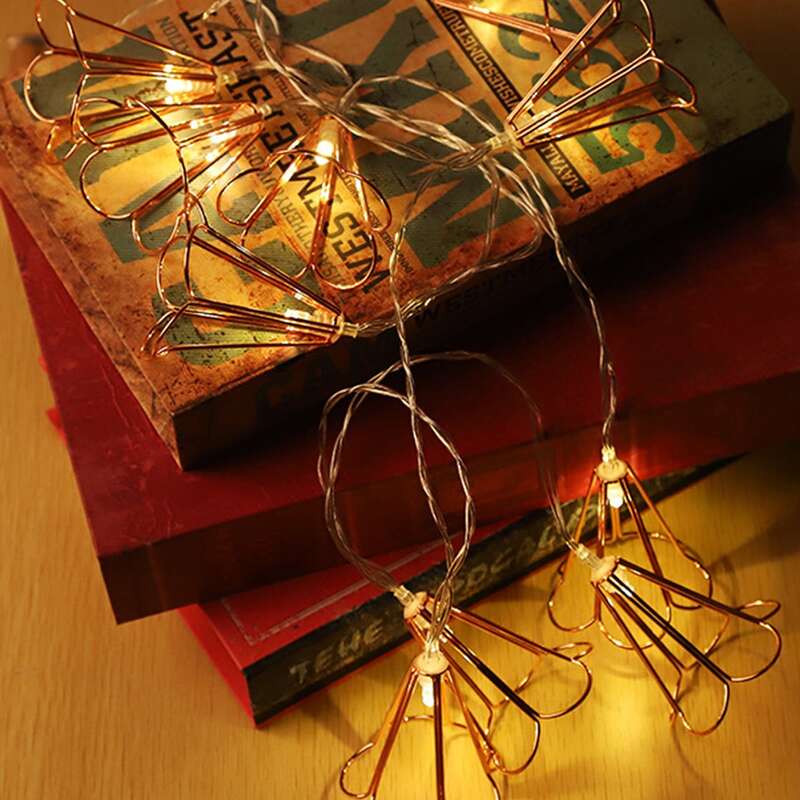 

10pcs Iron Flower Shaped Bulb String Light, Yellow