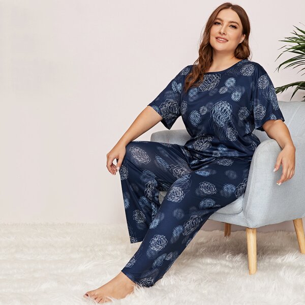 

Plus Geo Print Tee With Pants PJ Set, Navy