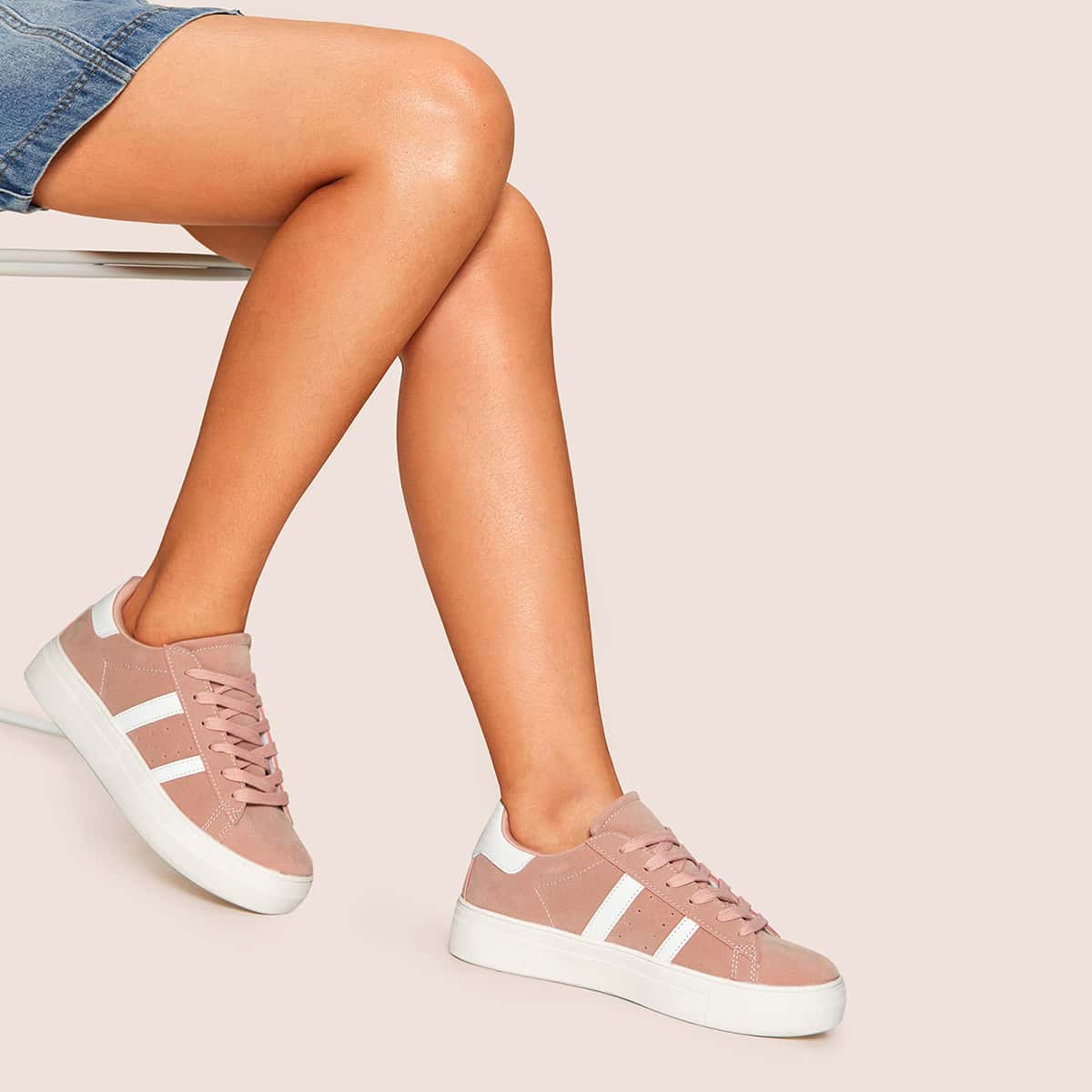 

Lace-up Front Wide Fit Sneakers, Pink