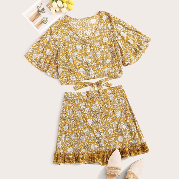 

Plus Ditsy Floral Knot Hem Blouse & Frill Hem Skirt, Yellow