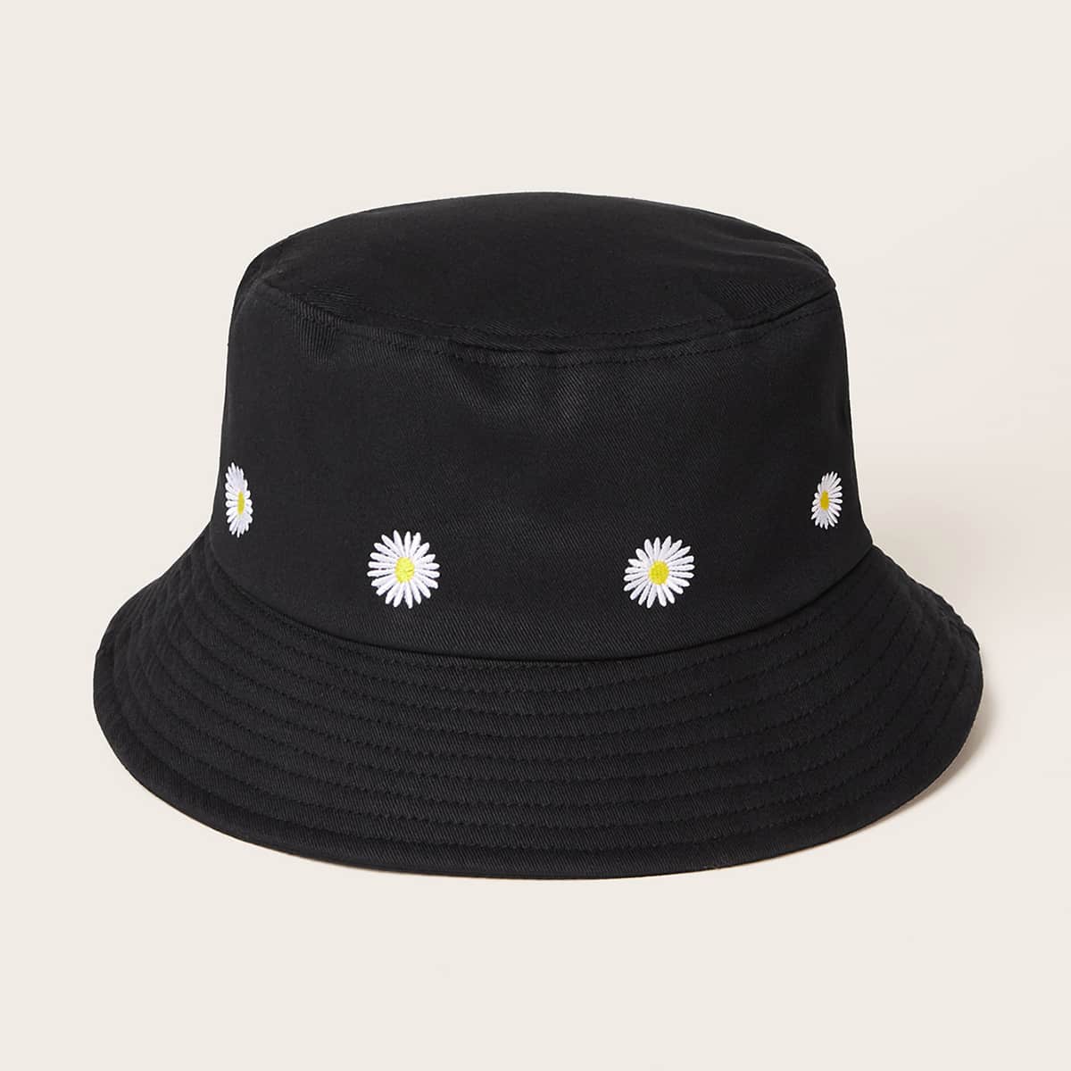 

Daisy Embroidered Bucket Hat, Black