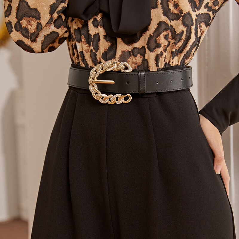

Rhinestone Engraved Chain Buckle Belt, Black