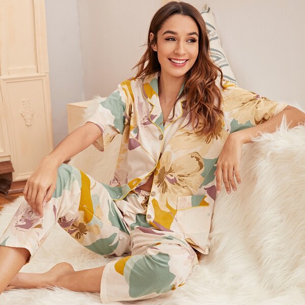

Large Floral Print Dual Pocket PJ Set, Multicolor