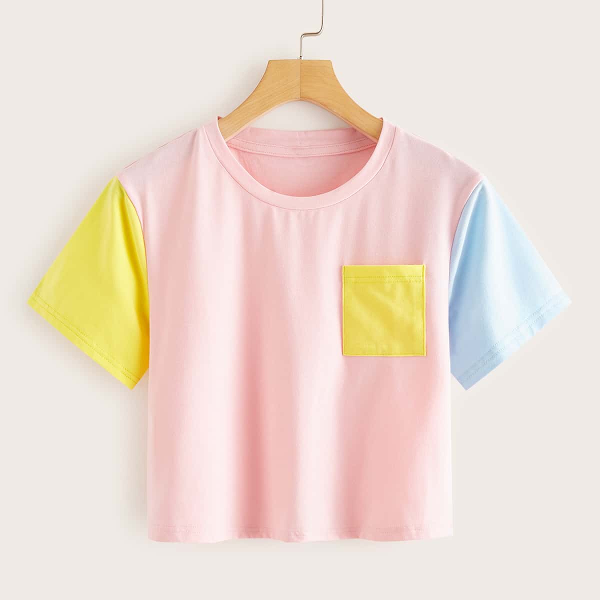 

Colorblock Patched Pocket Crop Tee, Multicolor