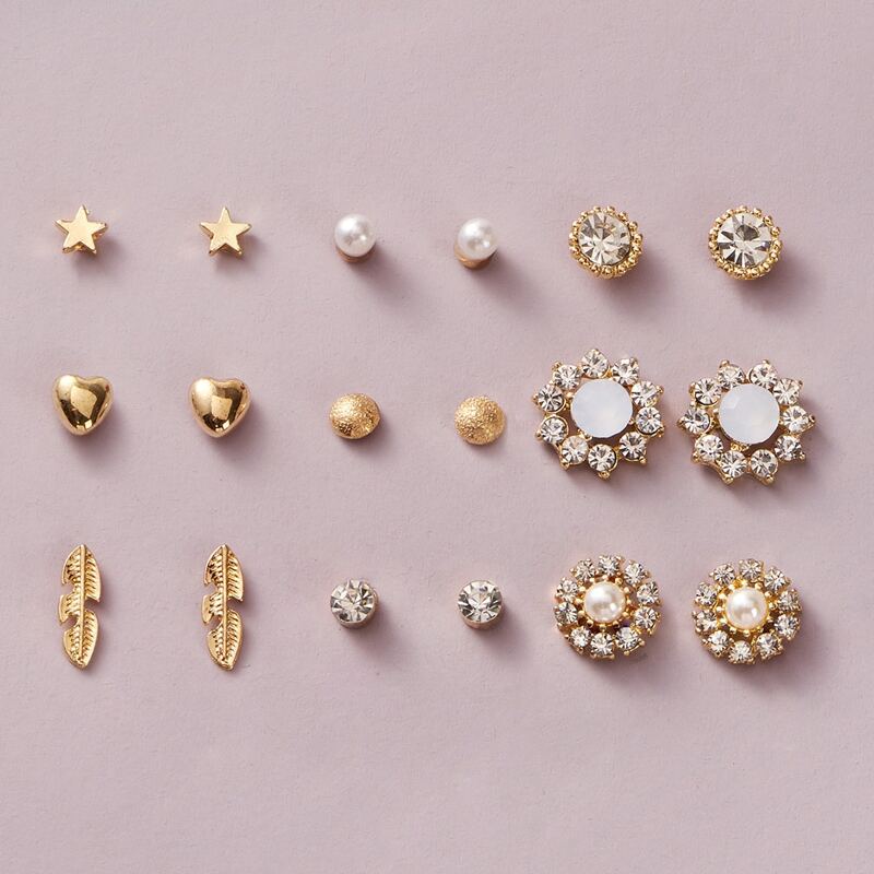 

9pairs Rhinestone Engraved Faux Pearl Decor Stud Earrings Set, Multicolor