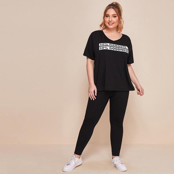 

Plus Letter Graphic Tee and Contrast Sideseam Leggings Set, Black