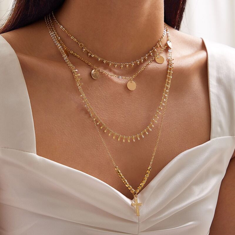 

1pc Cross & Disc Charm Layered Necklace, Gold