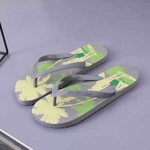 

Men Tree Pattern Flip Flops, Grey