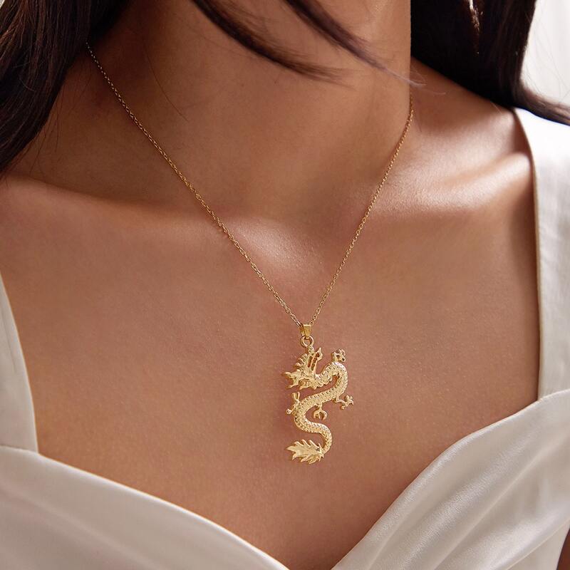 

1pc Dragon Charm Necklace, Gold