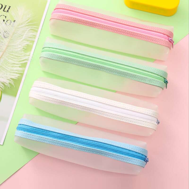 

1pc Solid Pencil Case