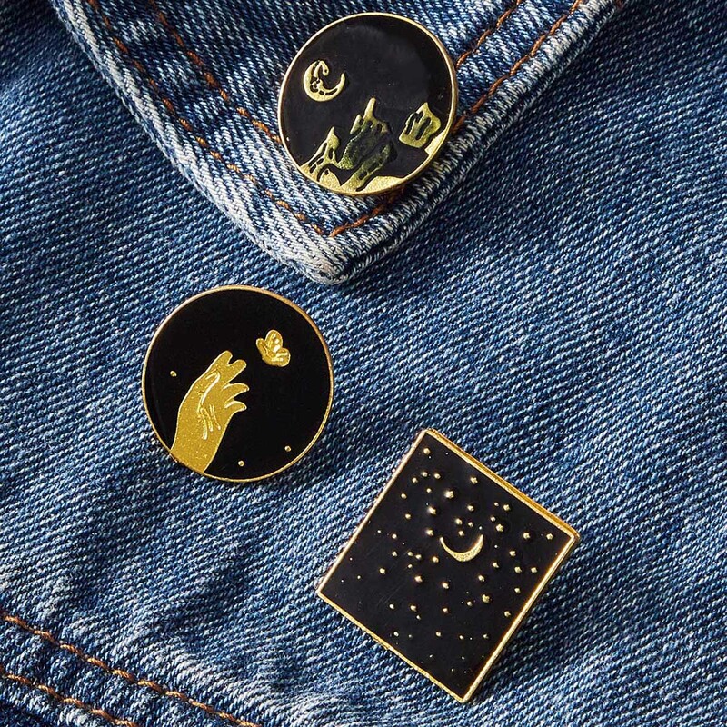 

3pcs Hand & Moon Pattern Geometric Shaped Brooch, Multicolor
