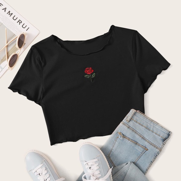 

Чёрный Вышивка Цветочный Повседневный Футболки