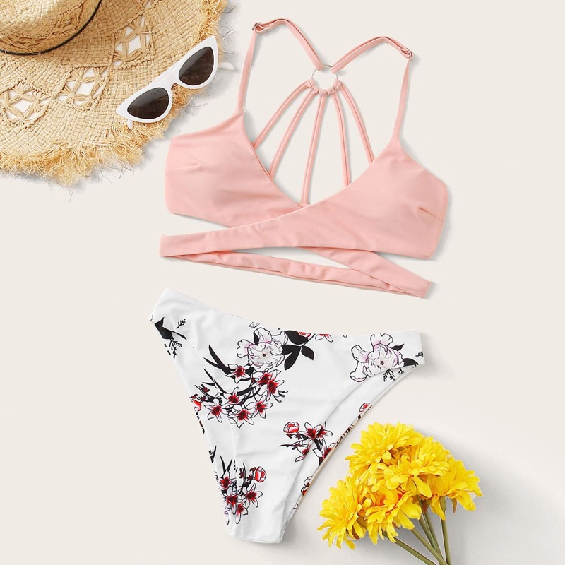 

Ring Linked Wrap Floral Bikini Swimsuit, Multicolor