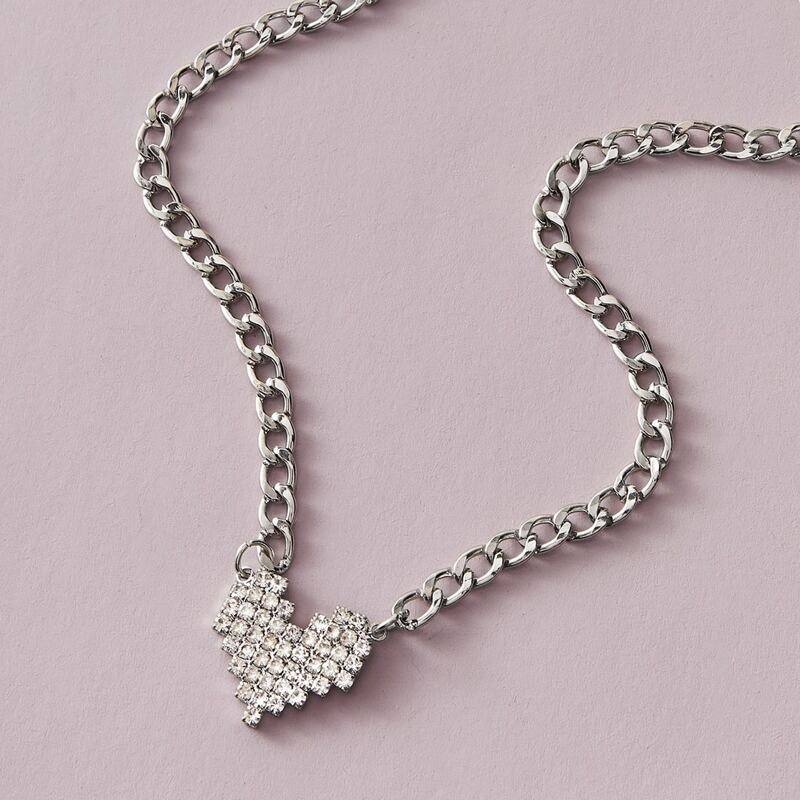 

1pc Rhinestone Engraved Heart Charm Necklace, Silver