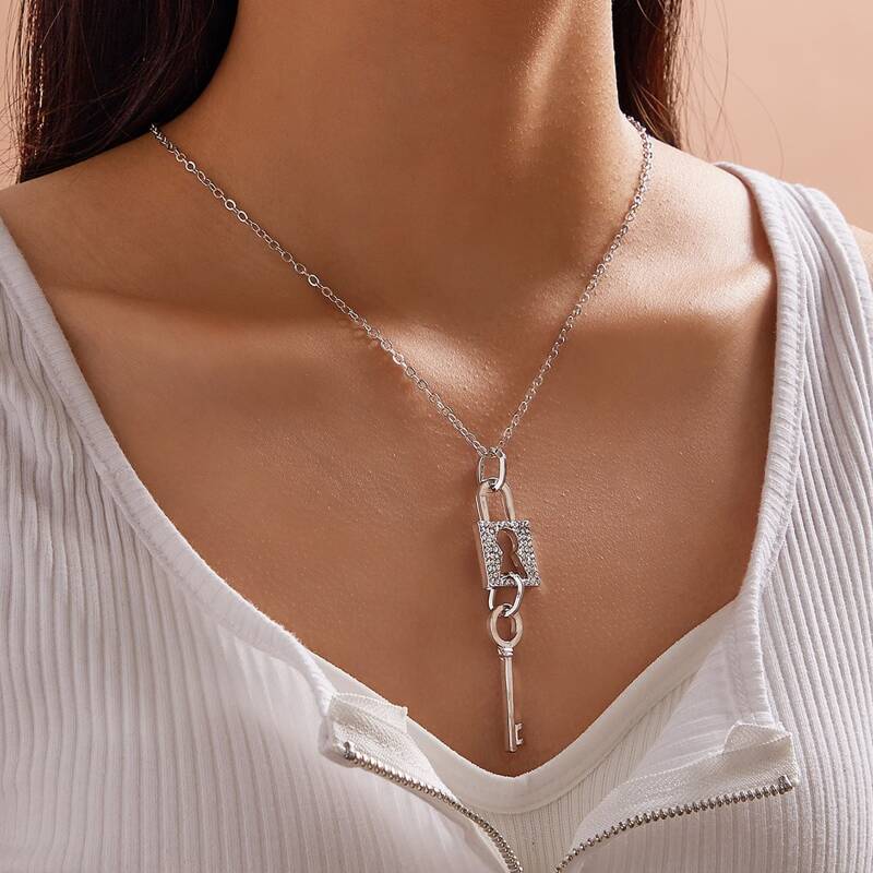 

1pc Lock & Key Charm Chain Necklace, Silver