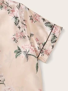 花卉圖案滾邊緞面睡衣套裝