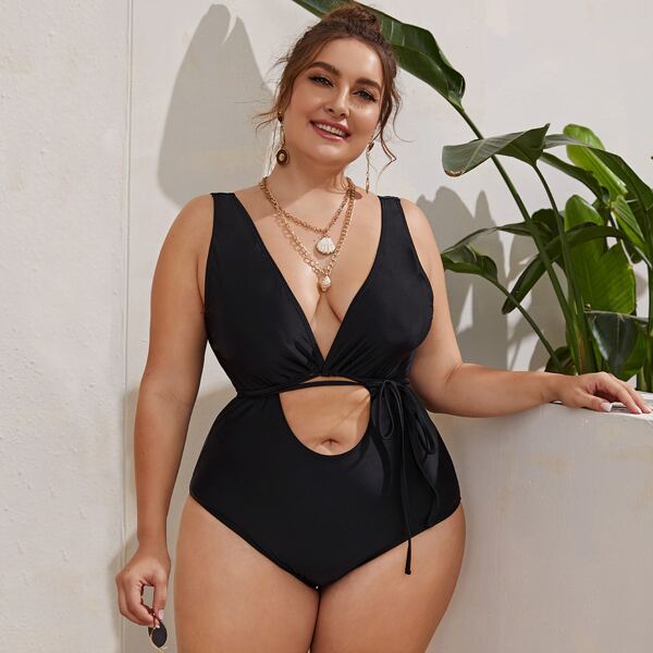 

Plus Keyhole Plunging One Piece Swimsuit, Black