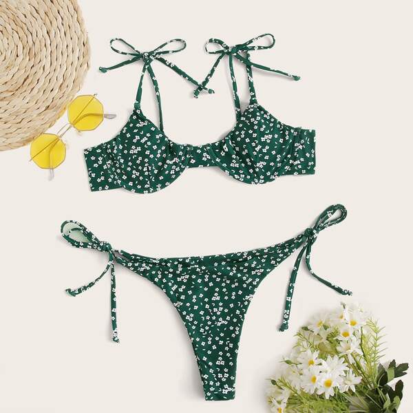 

Ditsy Floral Underwired Tie Side Bikini Swimsuit, Green