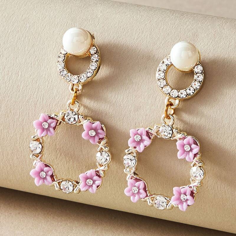 

1pair Faux Pearl Decor Rhinestone Engraved Round Drop Earrings, Multicolor