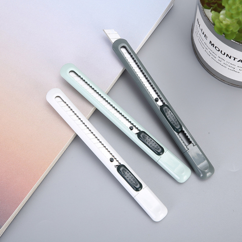 

1pc Random Office Paper Knife, Multicolor
