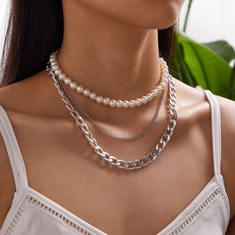 

1pc Faux Pearl Decor Layered Necklace, Silver