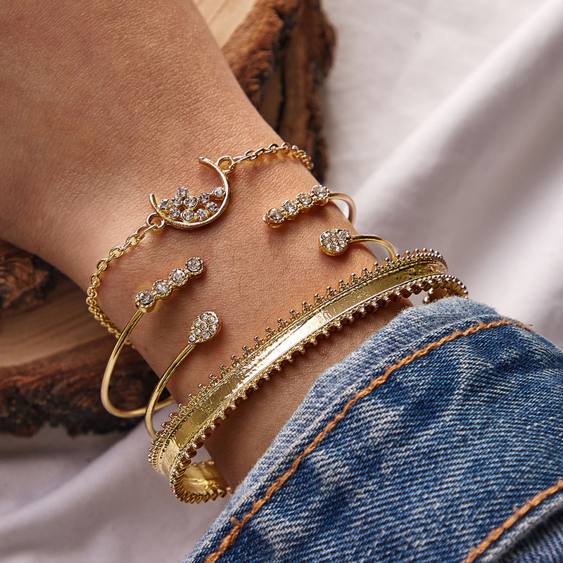 

4pcs Rhinestone Engraved Bracelet, Gold