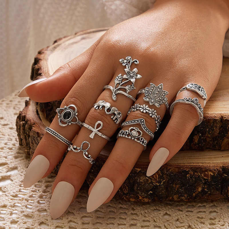 

12pcs Vintage Hand & Flower Decor Ring, Silver