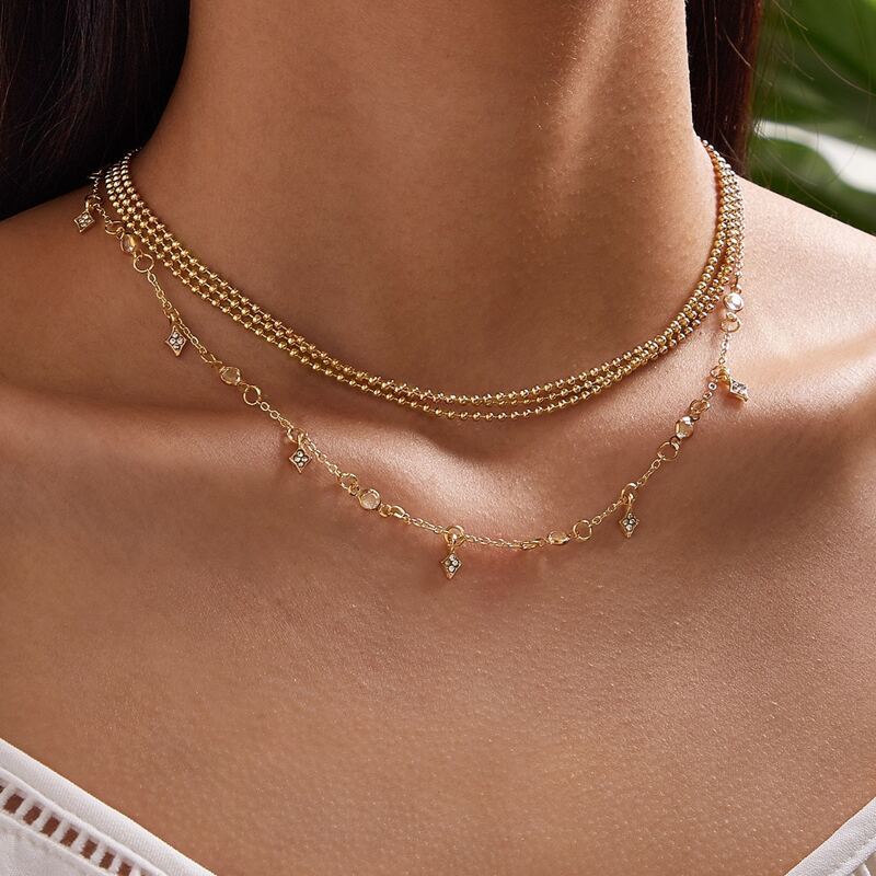

1pc Rhinestone Engraved Star Charm Layered Necklace, Gold
