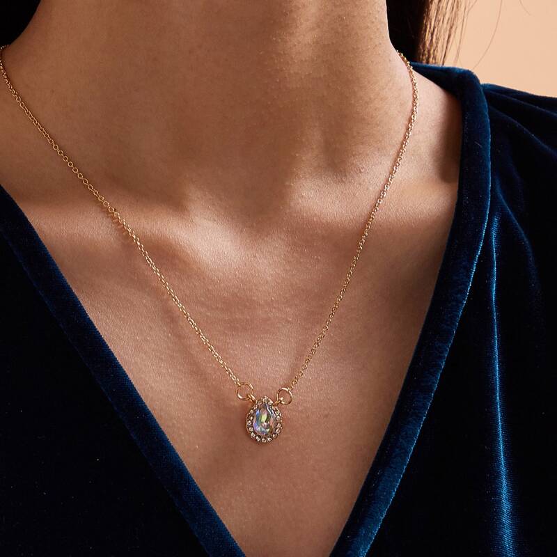 

1pc Rhinestone Decor Charm Necklace, Gold