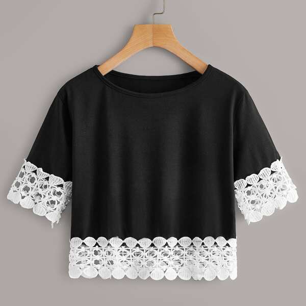 

Contrast Lace Colorblock Crop Tee, Black