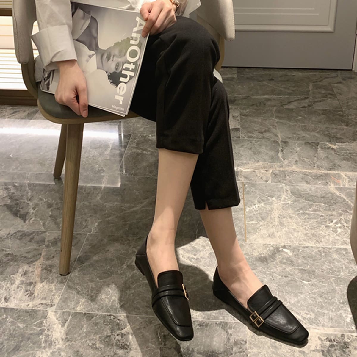 

Buckle Decor Slip On Loafers, Black