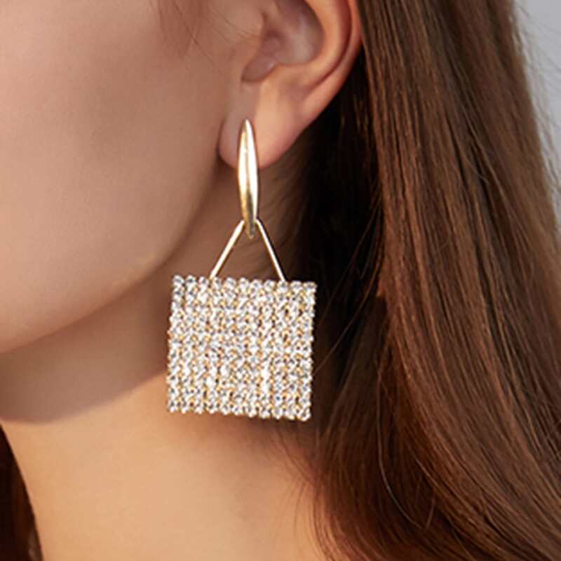 

1pair Rhinestone Engraved Geometric Drop Earrings, Gold