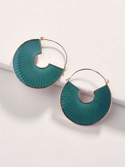 1pair Hollow Out Ribbed Geometric Earrings