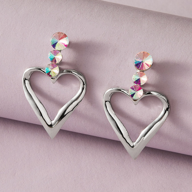 

1pair Rhinestone Engraved Heart Shaped Drop Earrings, Silver