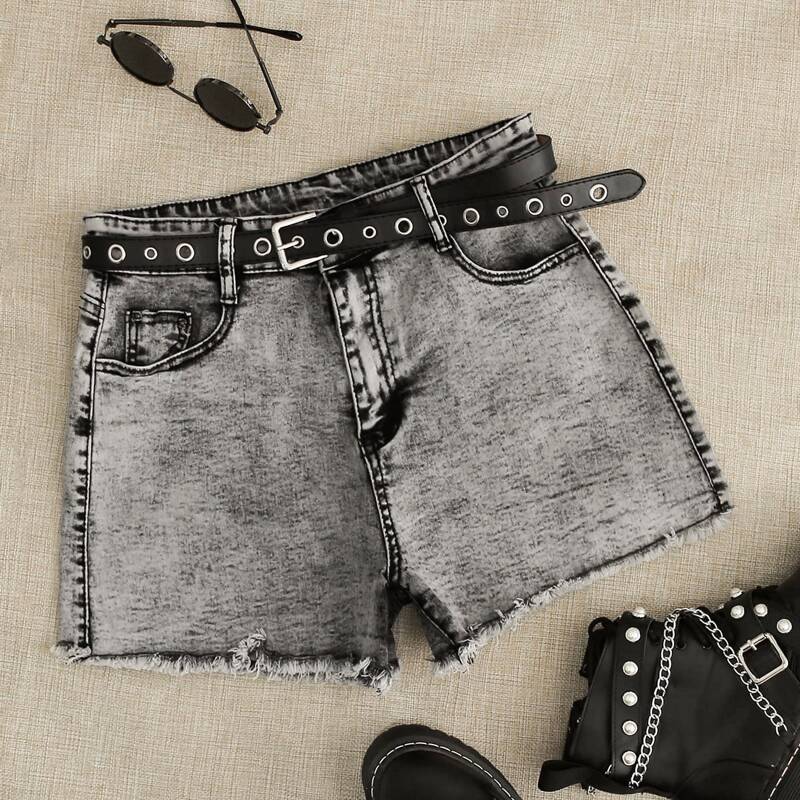 

Flakes Raw Hem Denim Shorts Without Belt, Grey