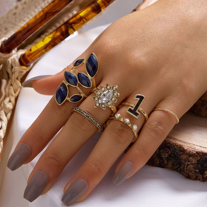 

6pcs Rhinestone Engraved Ring, Multicolor