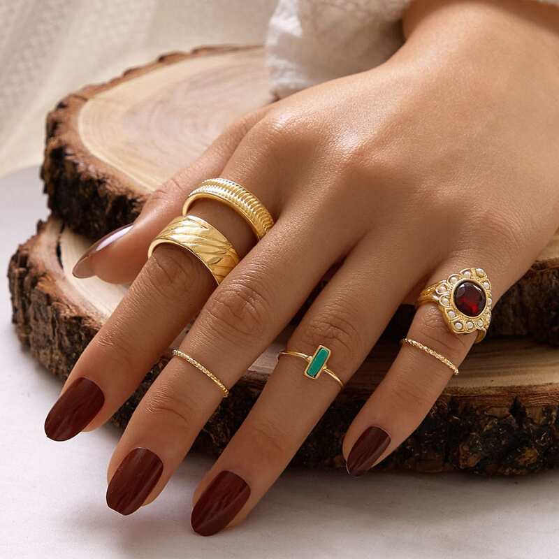 

6pcs Gemstone Engraved Ring Set, Gold