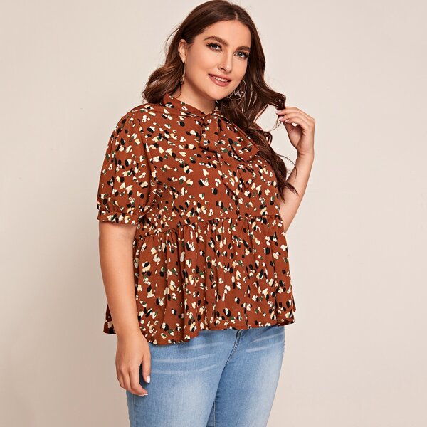 

Plus Allover Print Tie Neck Babydoll Blouse, Brown