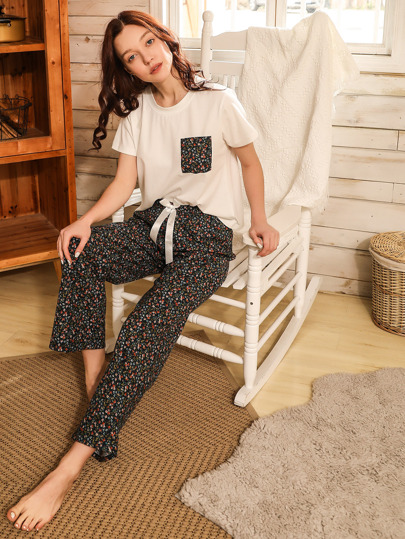 Ditsy Floral Patched Pocket Knotted PJ Set