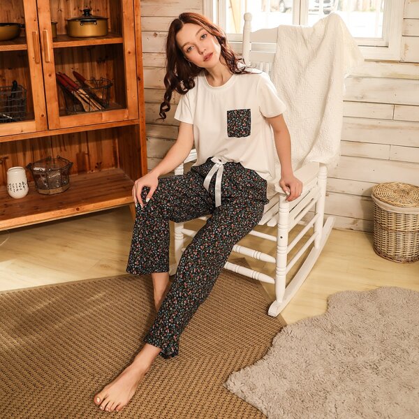 

Ditsy Floral Patched Pocket Knotted PJ Set, Multicolor