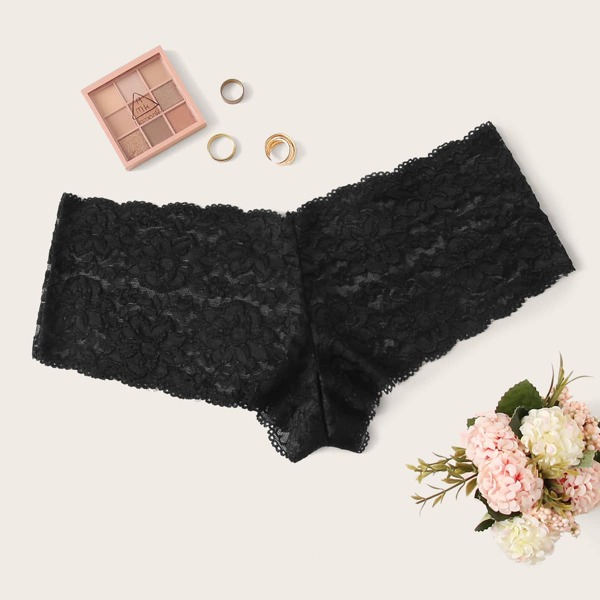 

Plus Floral Lace Scalloped Trim Panty, Black