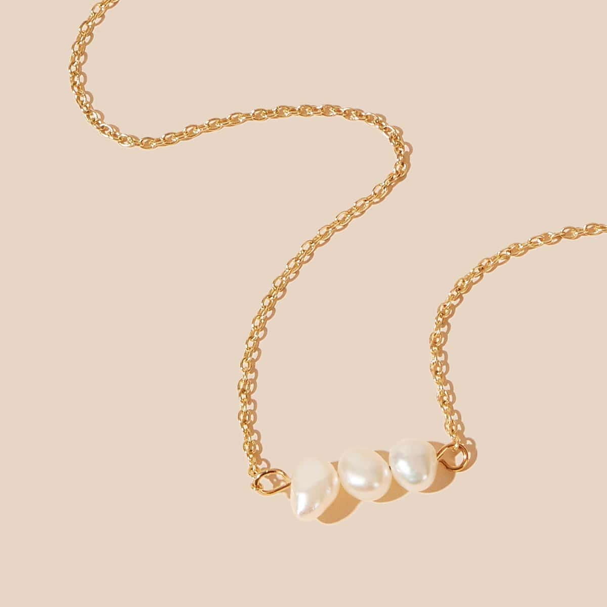 

1pc Faux Pearl Necklace, Gold