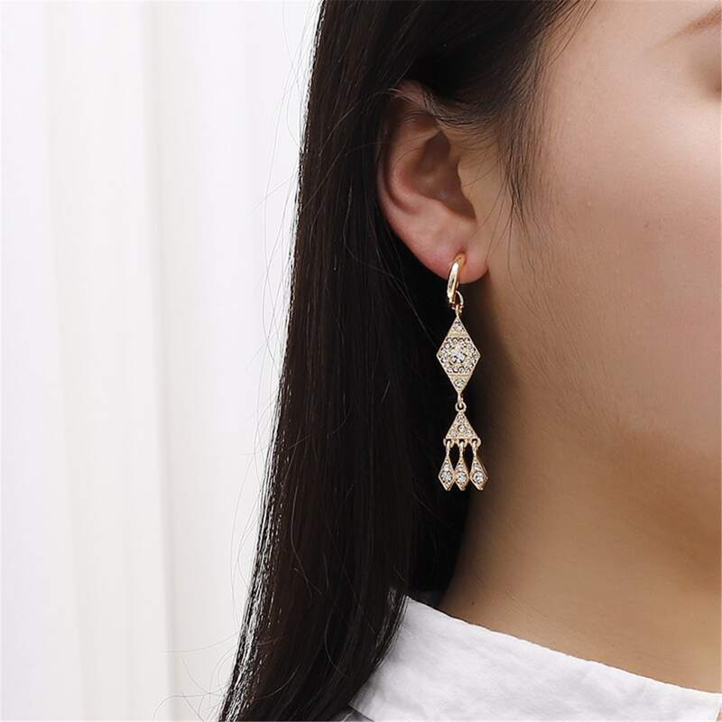 

1pair Rhinestone Engraved Geometric Drop Earrings, Gold