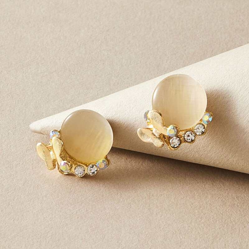 

1pair Rhinestone Engraved & Butterfly Decor Stud Earrings, Gold