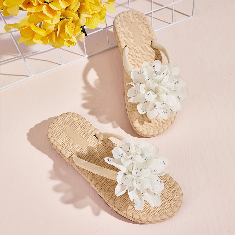 

Woven Design Sole 3D Flower Decor Flip Flops, White