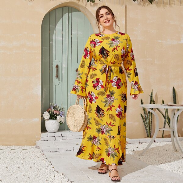 

Платье размера плюс с цветочным принтом и поясом, Жёлтые