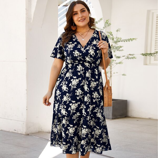 

Plus Plants Print Surplice Front Dress, Navy